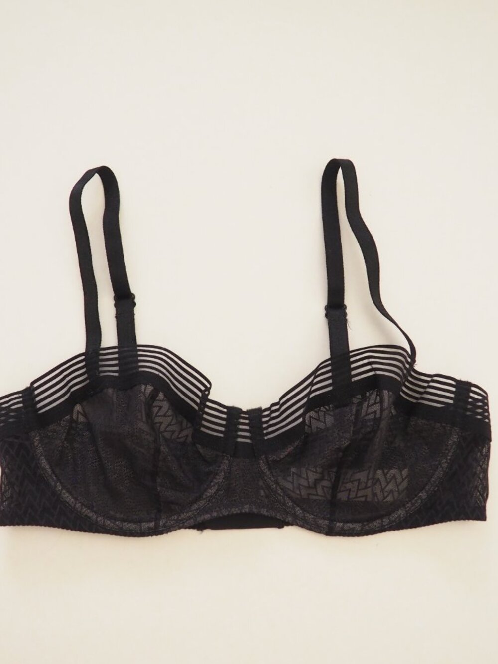 Passionata by Chantelle Manhattan Black Underwire Demi Bra sz 34C - Picture 3 of 7